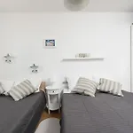Ivona - Beautiful Terrace And Free Garage Parking Апартаменты Задар