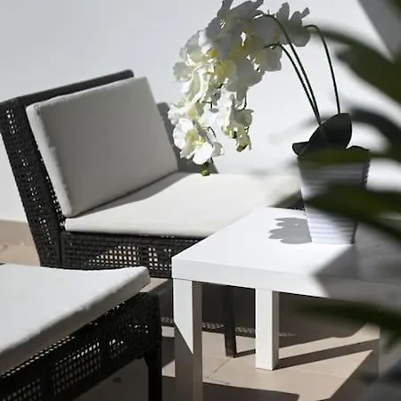 Appartement Ivona - Beautiful Terrace And Free Garage Parking