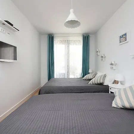 Ivona - Beautiful Terrace And Free Garage Parking Appartement