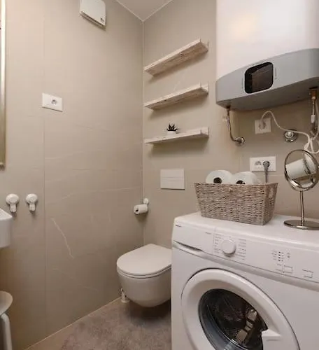Appartamento Ivona - Beautiful Terrace And Free Garage Parking