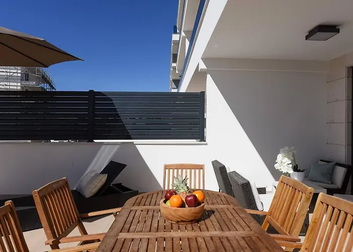 Ivona - Beautiful Terrace And Free Garage Parking Appartamento Zara