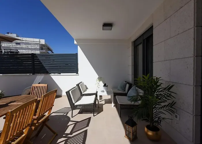 Ivona - Beautiful Terrace And Free Garage Parking Appartamento Zara